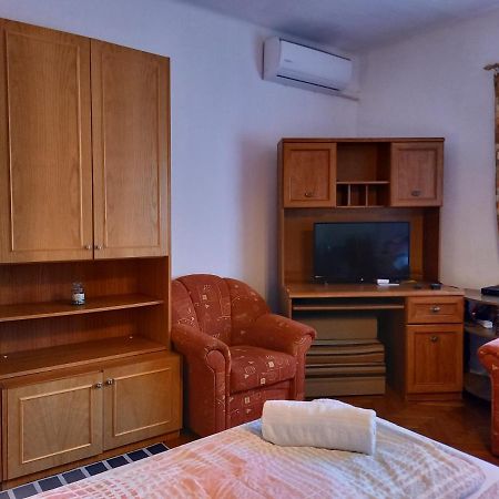 Clara Apartman Keszthely Exterior foto